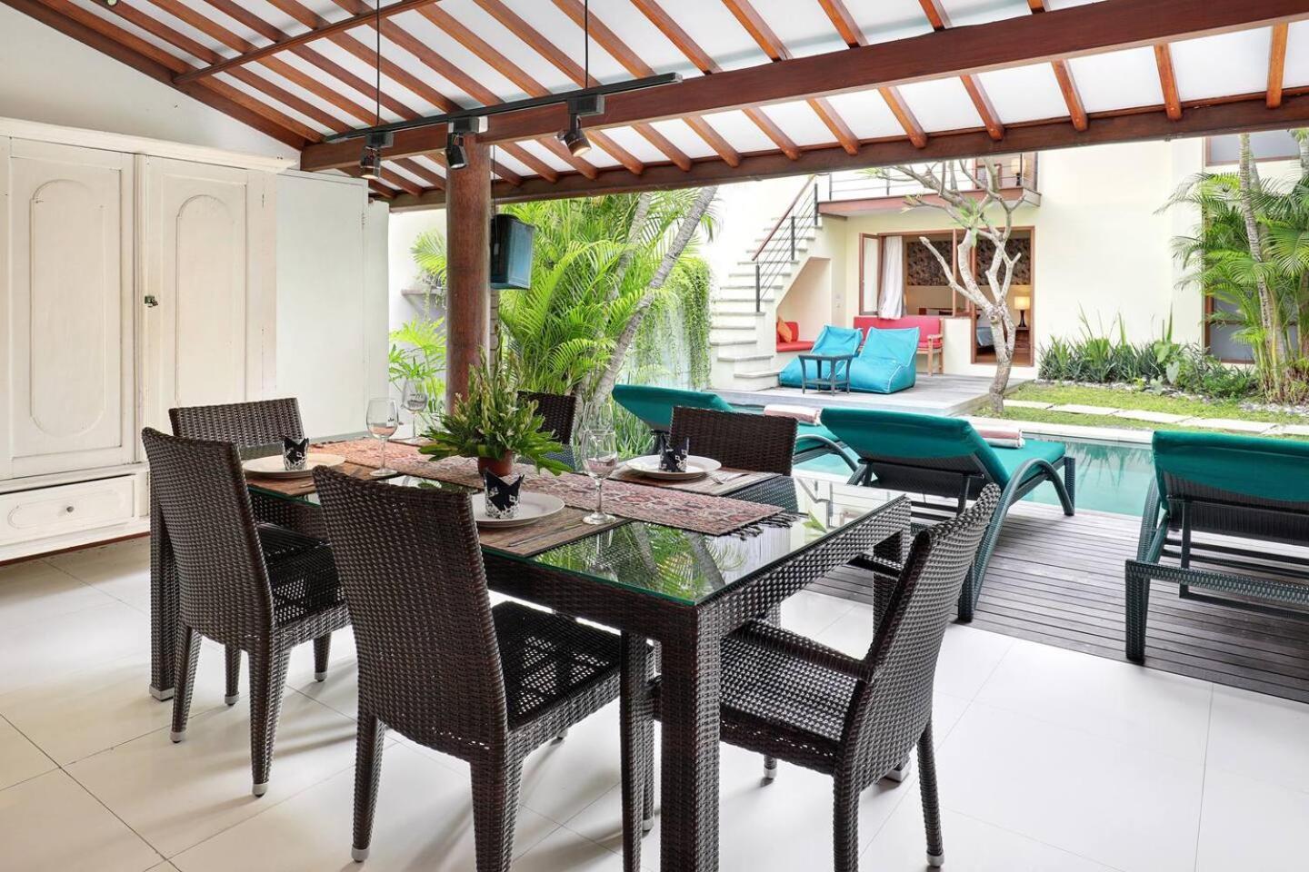 Super Value 4 Bedroom, Walk To Bintang Supermarket Seminyak Buitenkant foto