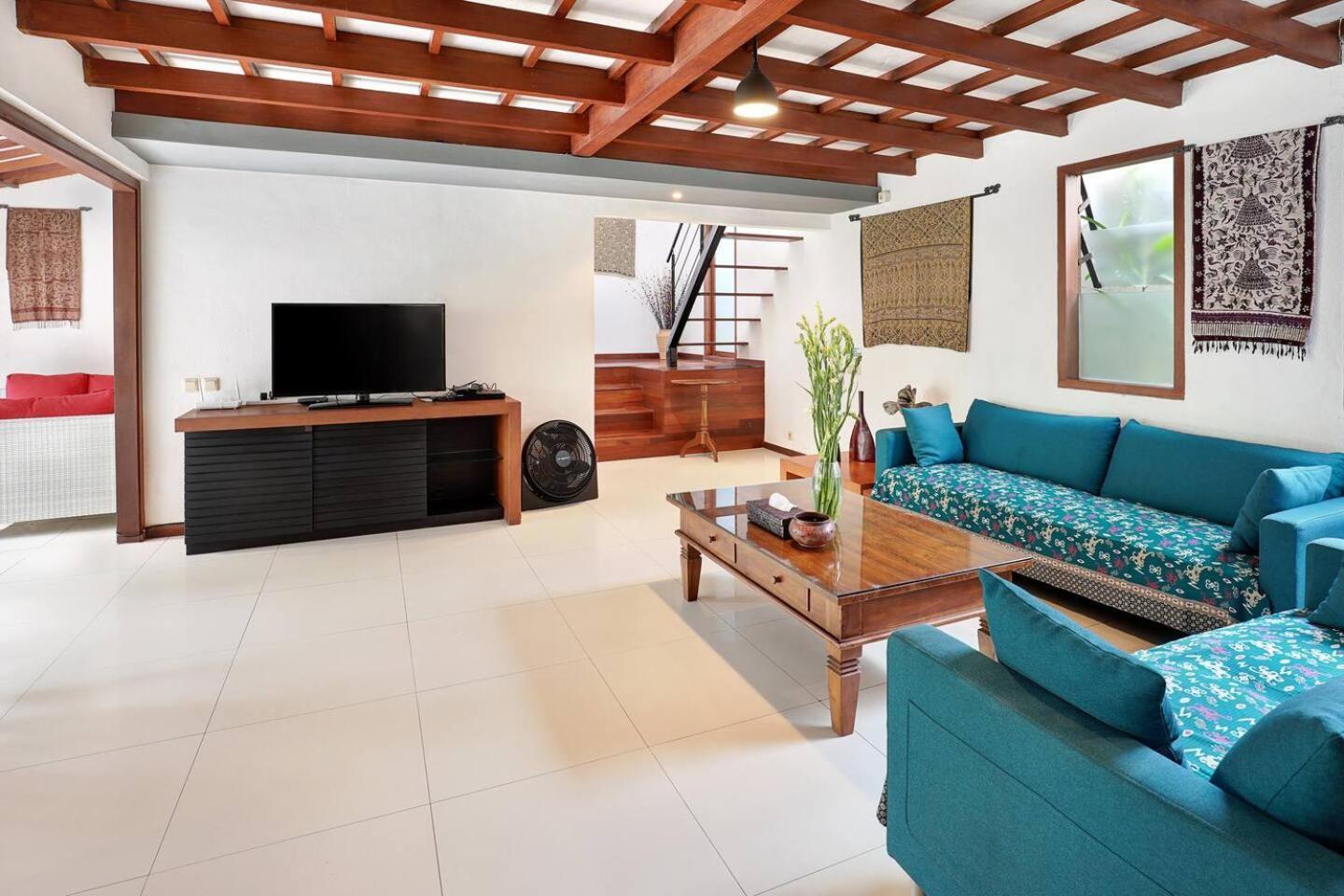 Super Value 4 Bedroom, Walk To Bintang Supermarket Seminyak Buitenkant foto